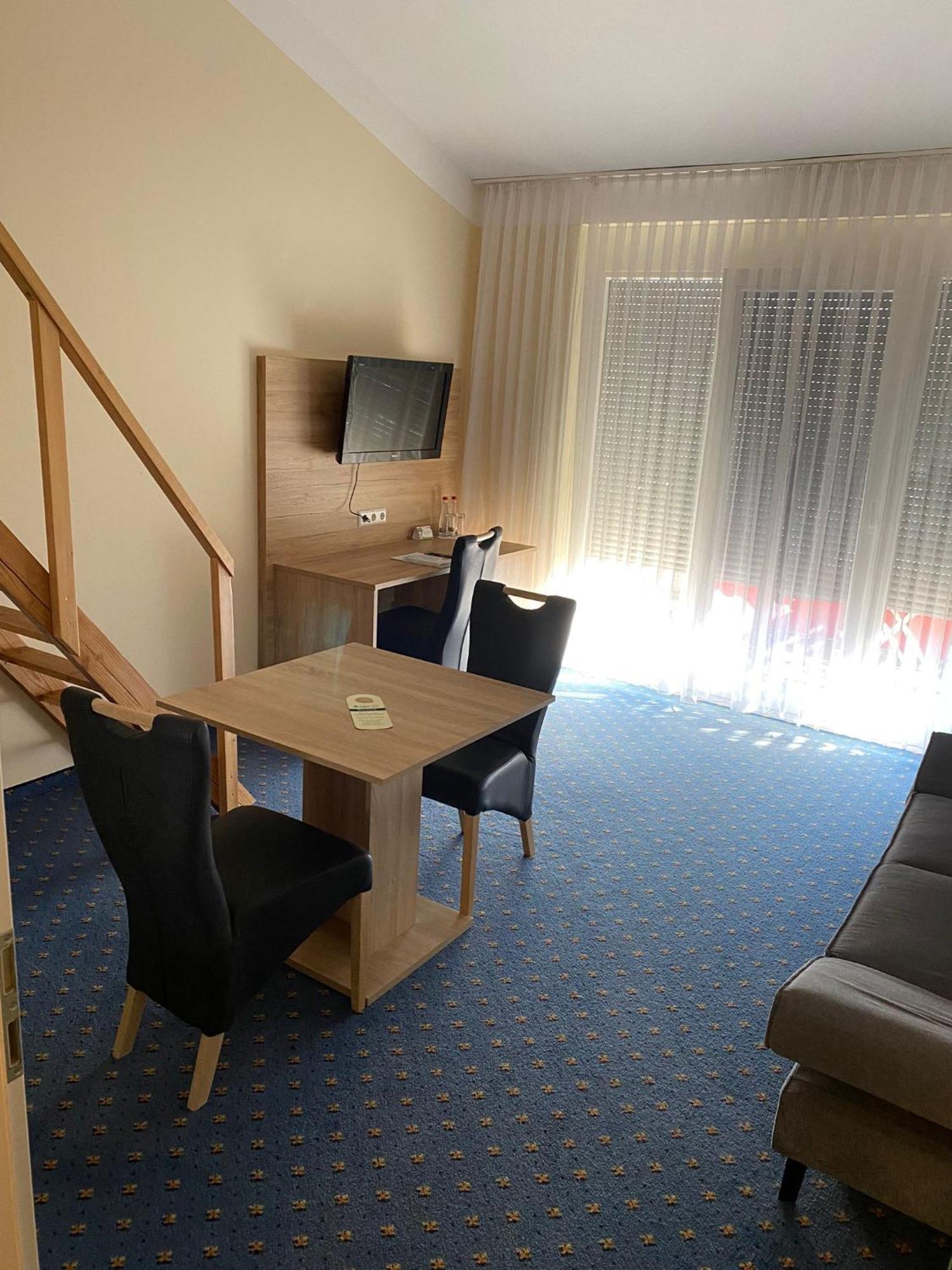 Flair Hotel Landgasthof Roger Левенштайн Екстер'єр фото